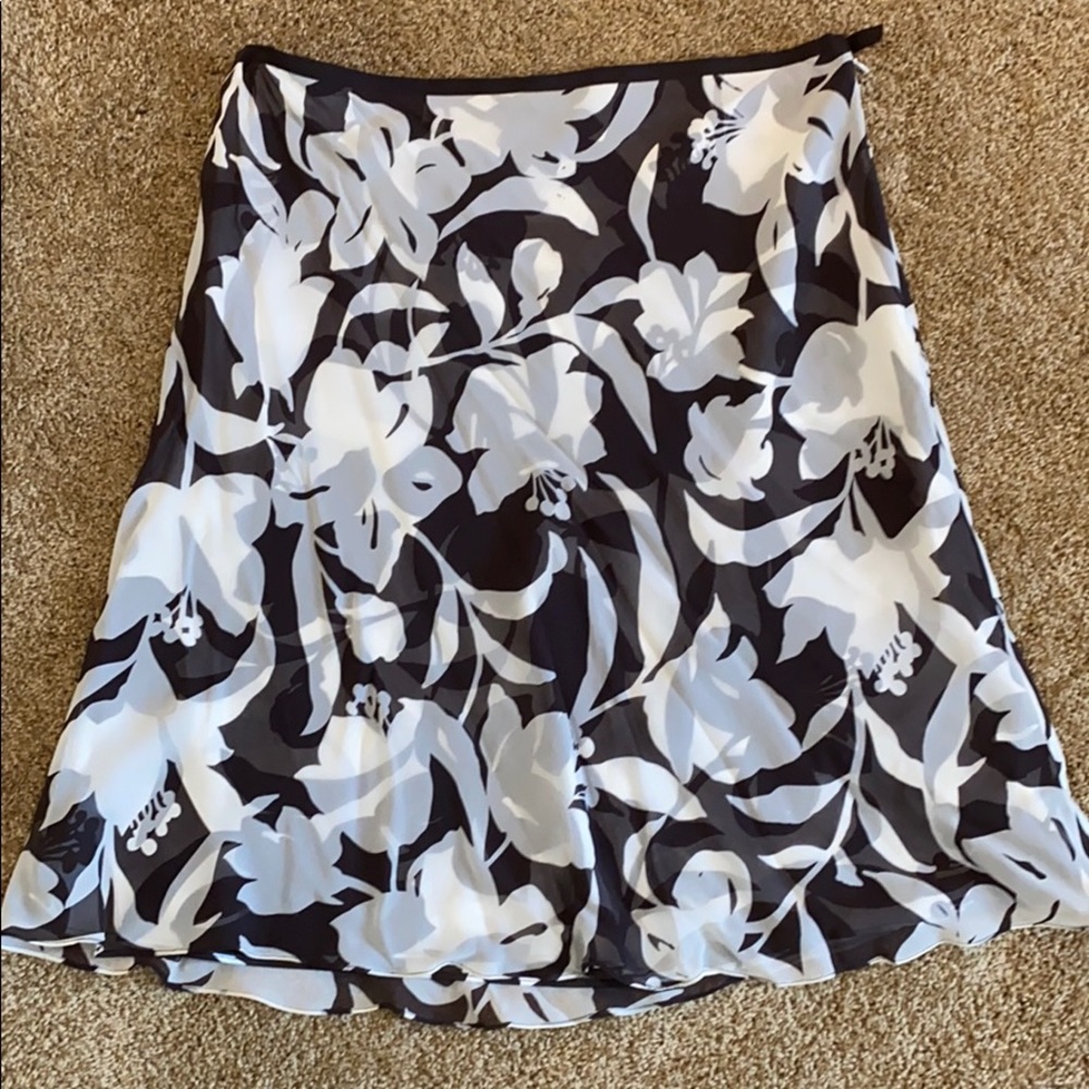 Ann Taylor Silk Skirt Brown/Cream Flowers Size 14